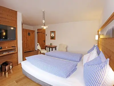 Doppelzimmer für 2 Personen in Bernau am Chiemsee 2/5