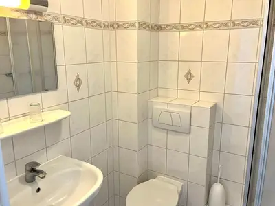 Doppelzimmer für 2 Personen (20 m²) in Binz (Ostseebad) 9/9