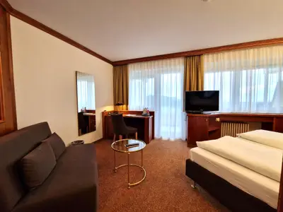 Doppelzimmer für 3 Personen in Boll 3/8