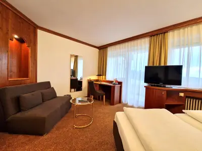 Doppelzimmer für 3 Personen in Boll 7/8