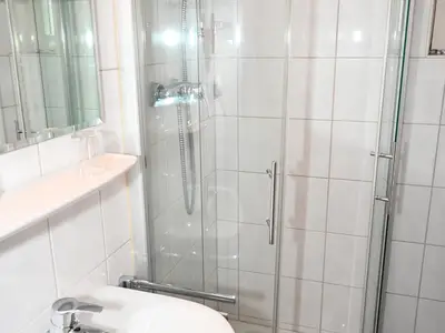 Doppelzimmer für 2 Personen (8 m²) in Borkum 3/7