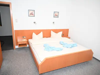 Doppelzimmer für 2 Personen (8 m²) in Borkum 1/7