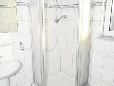 Doppelzimmer für 2 Personen (8 m²) in Borkum 2/6