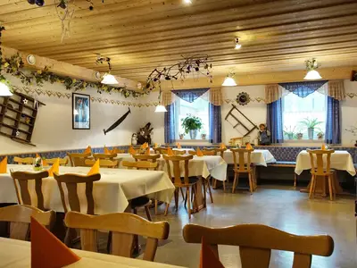 hahnenfilz-stube