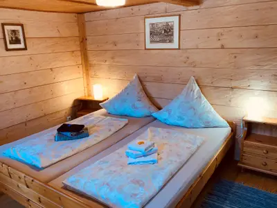 Gästehaus Weber in Gmain - Doppelzimmer mit Doppelbett
