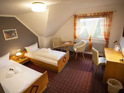 Doppelzimmer für 2 Personen (15 m²) in Brilon 3/5