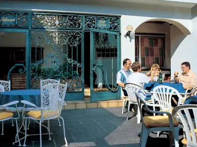 Moselstern**sHotel "Zum Guten Onkel"