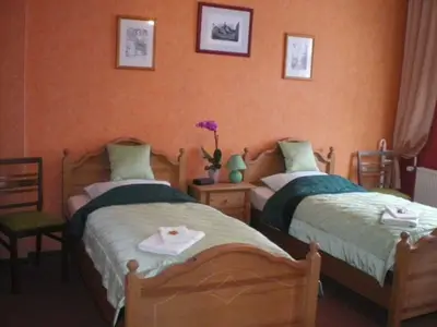 Doppelzimmer für 2 Personen (20 m²) in Burg Stargard 9/10