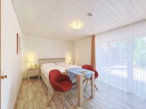Doppelzimmer für 2 Personen (16 m²) in Butjadingen-Ruhwarden