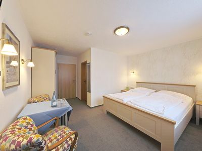 Doppelzimmer für 2 Personen (15 m²) in Butjadingen-Ruhwarden 3/10