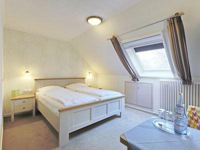 Doppelzimmer für 2 Personen (15 m²) in Butjadingen-Ruhwarden 5/10