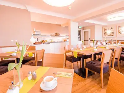 Doppelzimmer für 2 Personen (25 m²) in Buxtehude 7/10