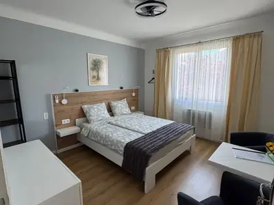 Doppelzimmer für 2 Personen (21 m²) in Castellane 2/10