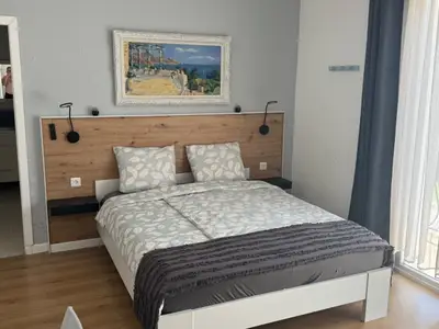 Doppelzimmer für 4 Personen (25 m²) in Castellane 1/10