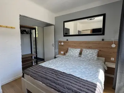 Doppelzimmer für 2 Personen (12 m²) in Castellane 3/10