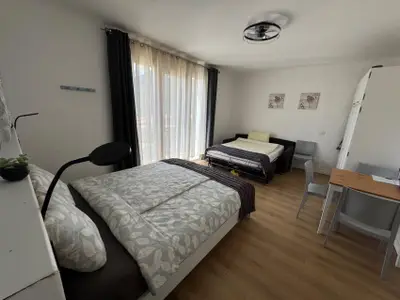 Doppelzimmer für 4 Personen (25 m²) in Castellane 4/10