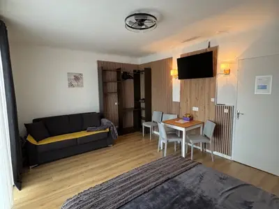 Doppelzimmer für 4 Personen (25 m²) in Castellane 8/10