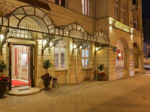 Doppelzimmer für 3 Personen (30 m&sup2;) in Cottbus