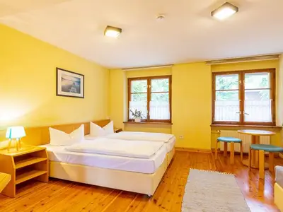 Doppelzimmer für 2 Personen (12 m²) in Cottbus 8/10