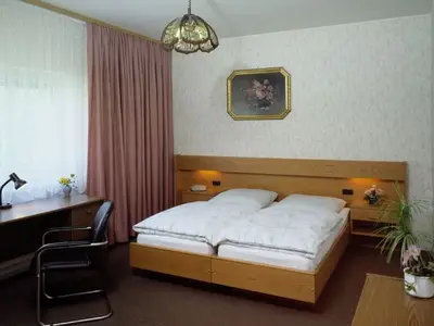 Doppelzimmer für 3 Personen (25 m²) in Cottbus 2/3