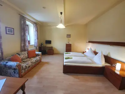 Doppelzimmer für 2 Personen in Daasdorf Am Berge 5/10