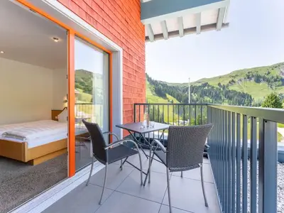 Doppelzimmer für 2 Personen (20 m²) in Damüls 8/10