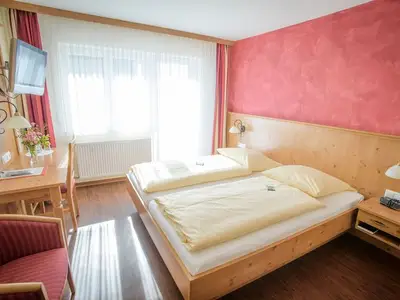Doppelzimmer für 4 Personen (37 m²) in Deggenhausertal 5/10