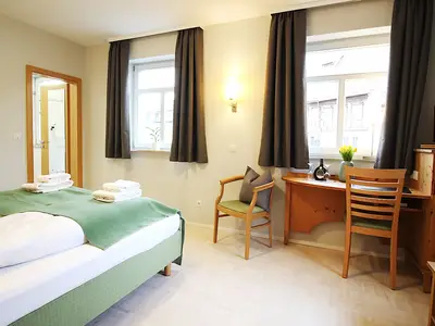 Doppelzimmer für 2 Personen in Dettelbach 9/10