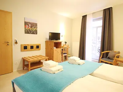 Doppelzimmer für 2 Personen in Dettelbach 8/9