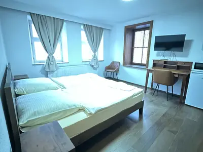 Doppelzimmer für 2 Personen (20 m²) in Dinkelsbühl 4/8