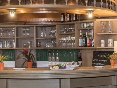 Bar.jpg