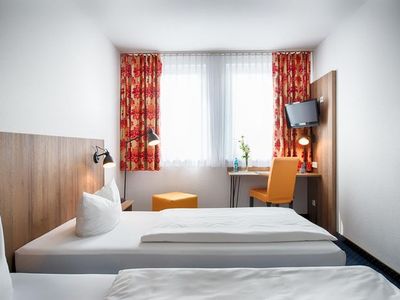 Doppelzimmer für 2 Personen (20 m²) in Dresden 9/10