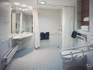 21674469-Doppelzimmer-3-Dresden-300x225-1