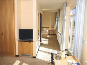 22375497-Doppelzimmer-2-Dresden-300x225-3