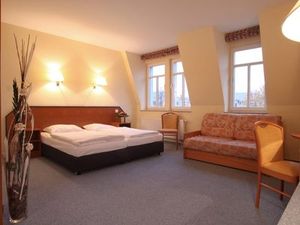 22375431-Doppelzimmer-2-Dresden-300x225-3