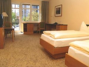 22375497-Doppelzimmer-2-Dresden-300x225-5