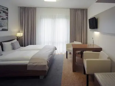 Doppelzimmer für 3 Personen (20 m²) in Dresden 7/10