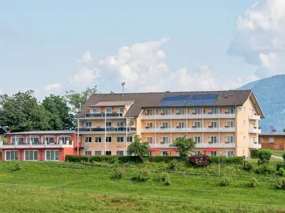 Doppelzimmer für 2 Personen (25 m²) in Villach 2/10