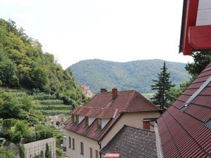 23310897-Doppelzimmer-2-Dürnstein-300x225-2