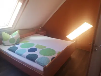 Zimmer 3 Schlafen OG