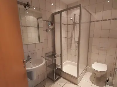 Doppelzimmer für 2 Personen (17 m²) in Ediger-Eller 4/8