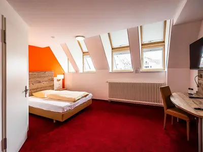 Doppelzimmer für 3 Personen in Ehingen An Der Donau 3/7