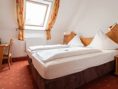 Doppelzimmer für 3 Personen in Ehingen An Der Donau 6/7