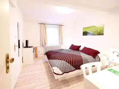 Doppelzimmer für 2 Personen (18 m²) in Einbeck 6/10