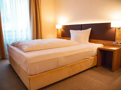Doppelzimmer für 2 Personen (20 m²) in Einbeck 2/10