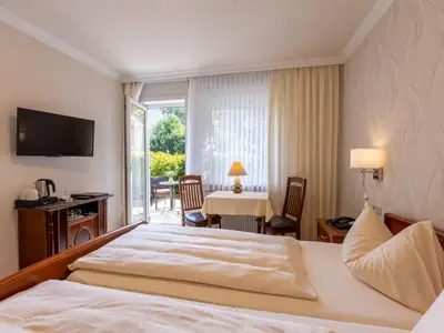 Doppelzimmer für 2 Personen (21 m²) in Einbeck 8/10