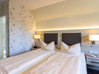 Doppelzimmer für 2 Personen (17 m²) in Einbeck 8/9