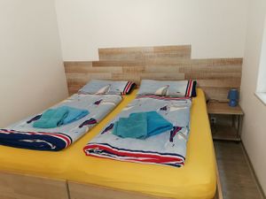 Doppelzimmer für 5 Personen (35 m&sup2;) in Elmenhorst-Lichtenhagen