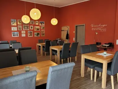 Doppelzimmer für 3 Personen (26 m²) in Elsterheide 2/10