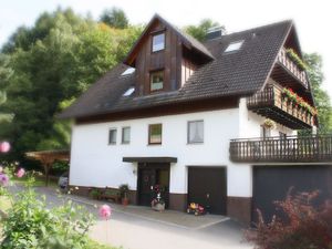 18288476-Doppelzimmer-2-Elzach-300x225-1